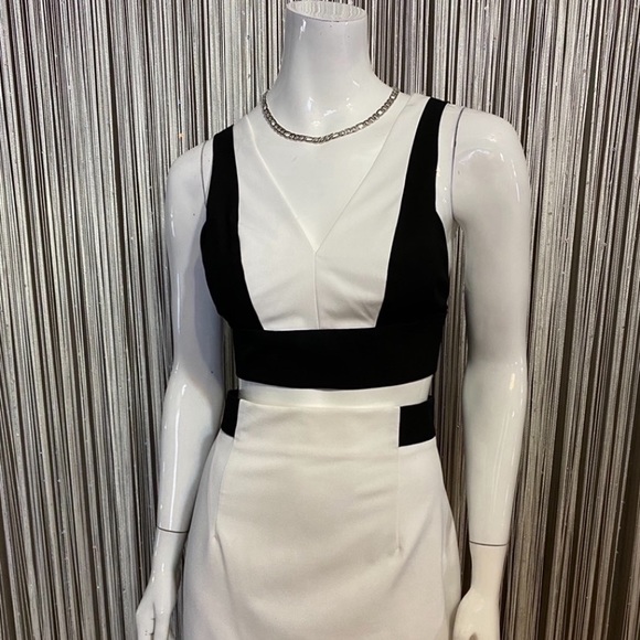 🔻SALE🔻TRISTAN🔹EXCELLENT CONDITION - Picture 2 of 12